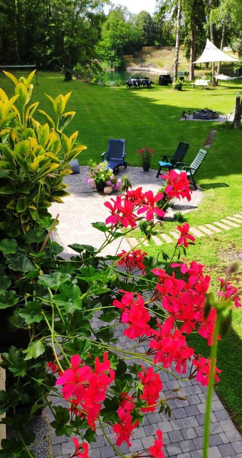 Villa Eden Basecles Luaran gambar